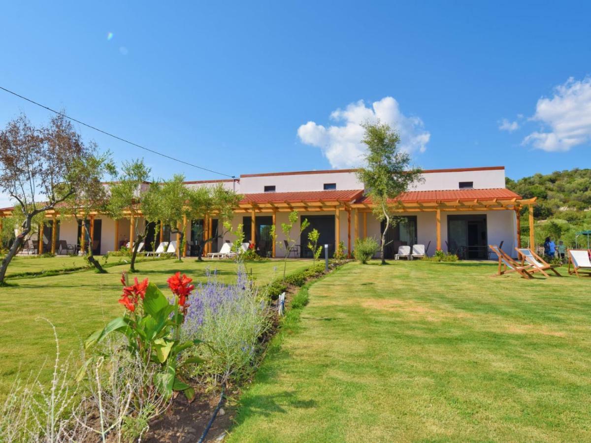 Notos Resort - Tristinika Sithonia Toroni Exterior photo